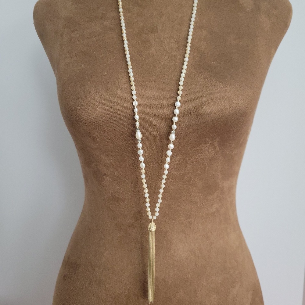 Vintage 90s Long‎ Faux Pearl Tassel Necklace Gold Tone Cream 32 Inch Cottagecore